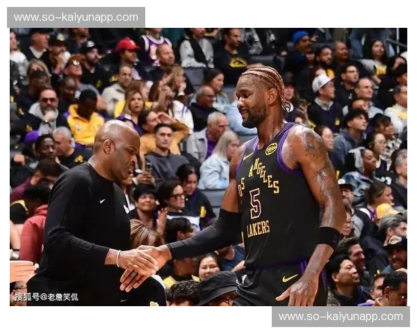 洛城德比的权力游戏：深挖“快船vs湖人名单”背后的星光与杀机